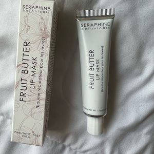 Seraphine lip mask